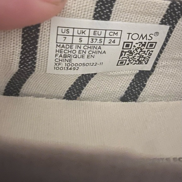 TOMS Alpargata Slip-On - Picture 7 of 9